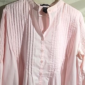 Woman's Plus 18W Pleated Light Pink Long Sleeved Button Up Shirt